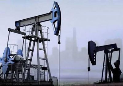  النفط يتراجع 0.3 %.. برنت يسجل 50.2 دولاراً للبرميل