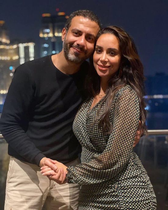 محمد فراج يحتفل بعيد ميلاد خطيبته بسنت شوقي