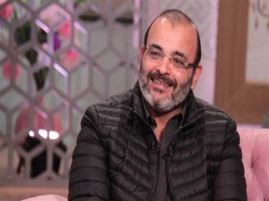 أيمن بهجت قمر يطلب من جمهوره الدعاء له