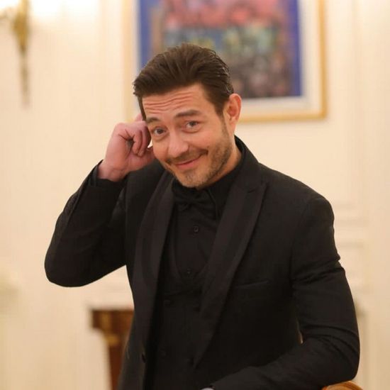 أحمد زاهر يروج لمسلسل "لؤلؤ"