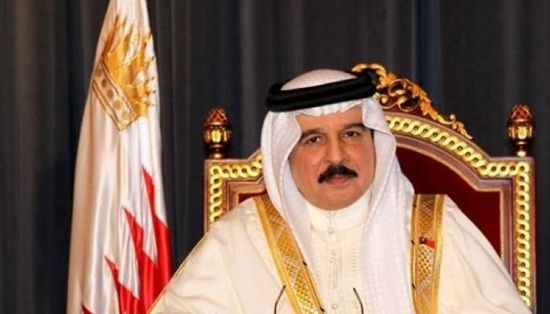 العاهل البحريني يتلقى لقاح كورونا