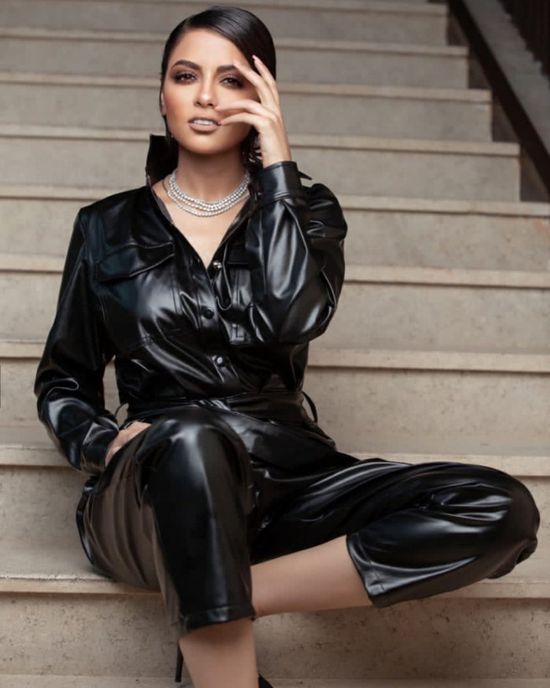 سهر الصايغ تحيي الذكرى الأولى لرحيل والدها