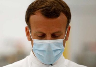 ماكرون يمارس عمله من الحجر الصحي عبر لقاءات افتراضية