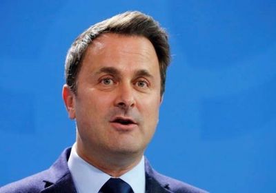 رئيس وزراء لوكسمبورغ يدخل الحظر بعد مخالطته ماكرون