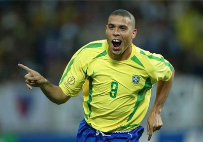 كانتي: الظاهرة رونالدو أسطورتي المفضلة.. وكنت لأصبح محاسبًا لولا كرة القدم