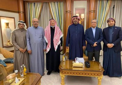 الزُبيدي يشيد بدور صندوق الطلاب المتفوقين