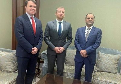 اللواء شايع ودبلوماسي أمريكي يبحثان جهود مكافحة الإرهاب