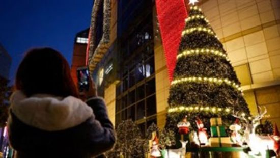 إيطاليا تتجه لإعلان مناطق حظر حمراء أيام العطلات