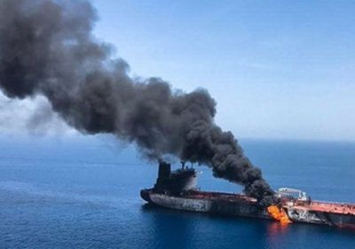 "الخليج": مليشيا الحوثي تصدر أزماتها لجيرانها بعمليات إرهابية