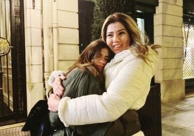 رانيا فريد شوقي بصحبة ابنتها في أحدث ظهور