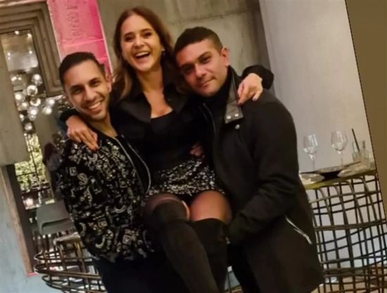 آسر ياسين يرقص مع نيللي كريم على أنغام "مليونير" في عيد ميلادها (فيديو)