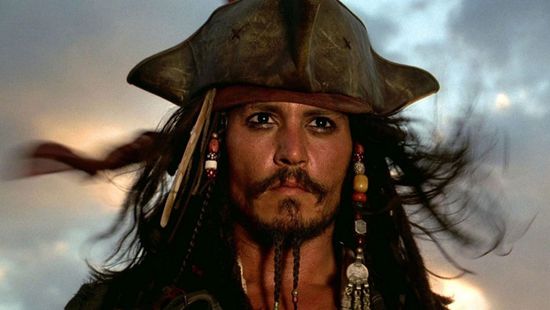 بعد خسارته أمام آمبر هيرد.. ديزني تستبعد جوني ديب من سلسلة Pirates of The Caribbean