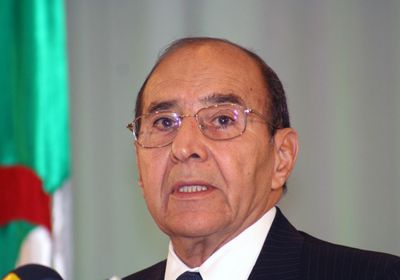 وفاة وزير الداخلية الجزائري الأسبق