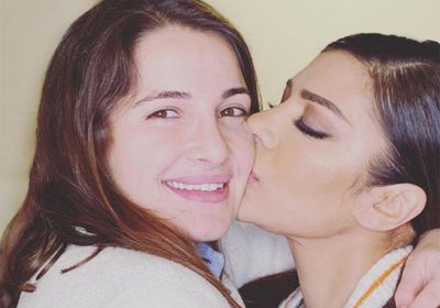 شام الذهبي توجه رسالة لوالدتها أصالة