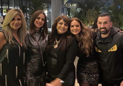 هالة صدقي تهنئ نيللي كريم بعيد ميلادها