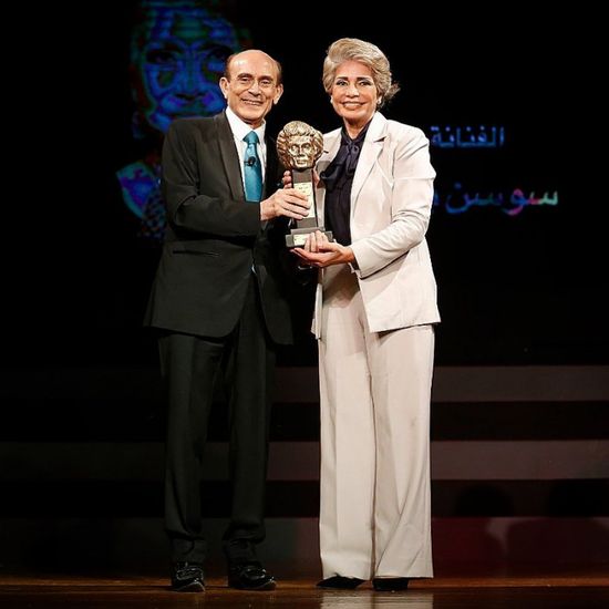 سوسن بدر توجه لـ محمد صبحي رسالة حب وتقدير بعد تكريمها في احتفالية "50 سنة فن"