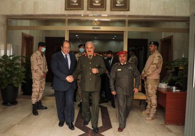  حفتر يبحث مع رئيس المخابرات العامة المصرية تطورات الملف الليبي