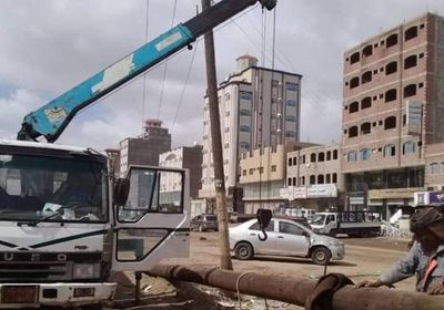 حادث مروري يحرم أهالي بئر فضل من الكهرباء