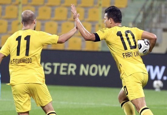 الجماهير الإماراتية: الوصل وشباب الأهلي خارج دائرة المنافسة على لقب الدوري