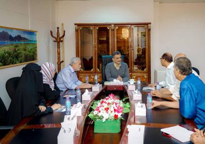 لملس يوجه بالترويج للفرص الاستثمارية في عدن