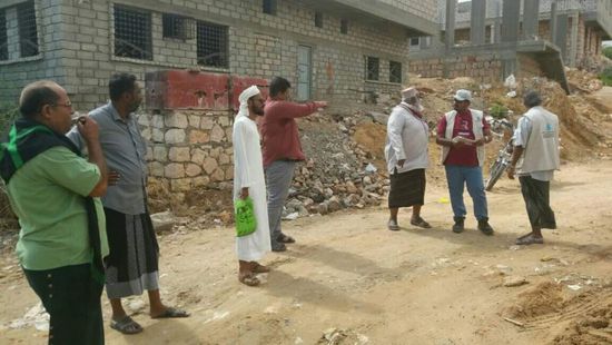 تصفية مسارات أحد مشروعات تصريف المياه بالمكلا