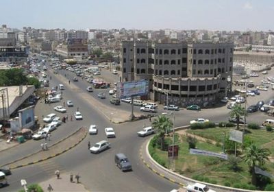 ملاحقة التجار المضاربين بأسعار السلع بالشيخ عثمان