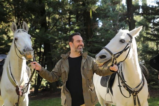 وائل جسار يروج لأغنيته الجديدة "ولا في الأحلام"