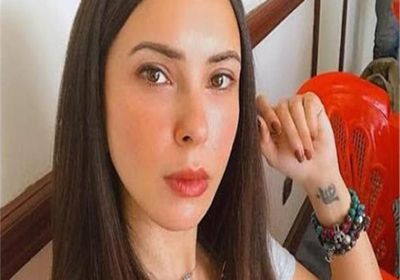 وفاة والد الفنانة المصرية سمر مرسي بعد إصابته بكورونا