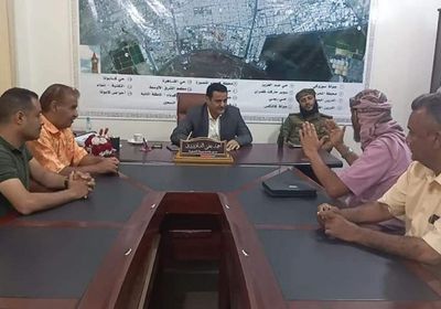 الداؤودي يتعهد بتدبير احتياجات مكاتب بريد المنصورة