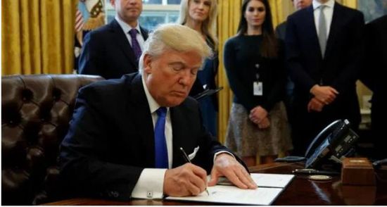 ترامب يوقع مرسومًا لإعادة شكل المباني الحكومية