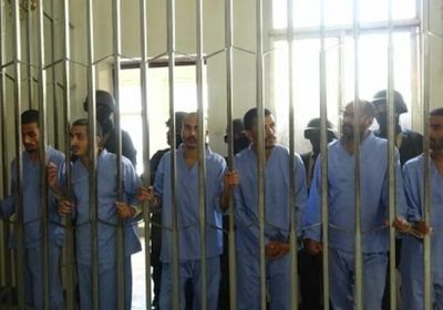 محكمة حوثية تُخفف حكمًا بحق قتلة الأغبري