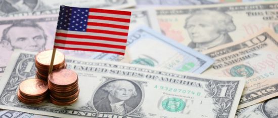 الدولار يتراجع أمام سلة من العملات الرئيسية بفعل شكوك صفقة التحفيز
