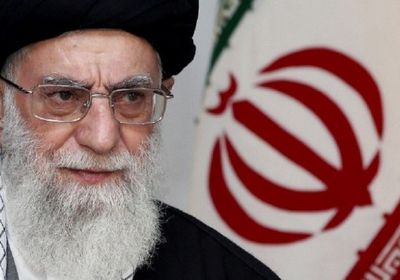 صحفي يكشف تفاصيل عنصرية الملالي ضد الجالية الأفغانية بإيران