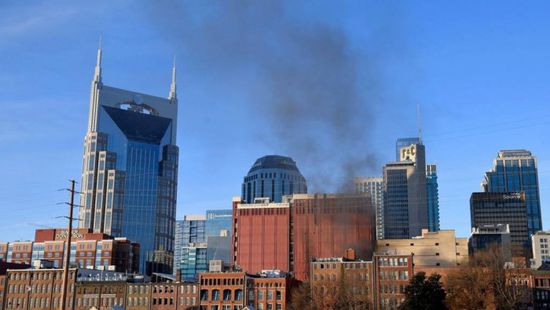  شرطة "ناشفيل" الأمريكية تخلي محيط الانفجار وتوقف جميع خدمات النقل