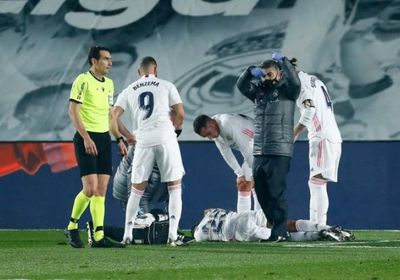 ضربة لزيدان.. ريال مدريد يفتقد نجمه 3 أشهر بسبب الإصابة