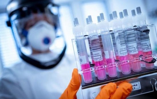 بريطانيا تحدد موعد طرح لقاح أوكسفورد