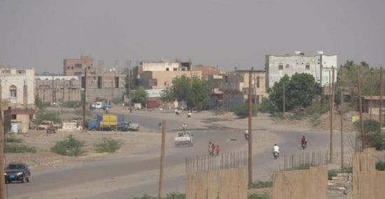 7 مُسيرات لمليشيا الحوثي تحلق في الحديدة