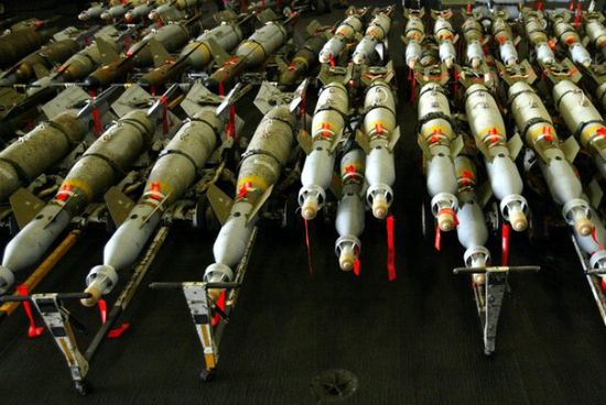 واشنطن تدعم السعودية.. صفقة قنابل بـ290 مليار دولار