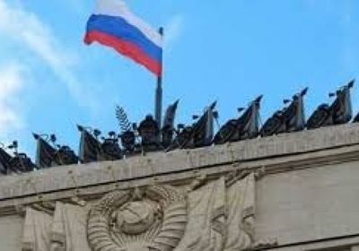 روسيا تحظر دخول المزيد من البريطانيين إلى أراضيها