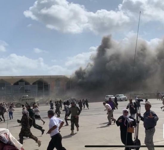 انفجارات ضخمة بمطار العاصمة عدن