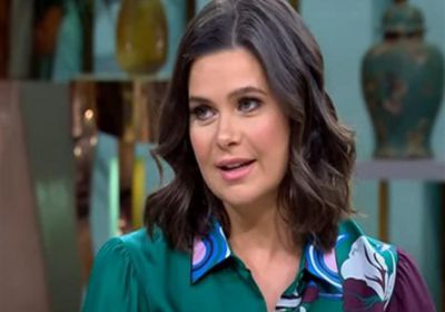 يسرا اللوزي تلقن متابعًا درسًا بعد تنمره على ابنتها (تفاصيل)