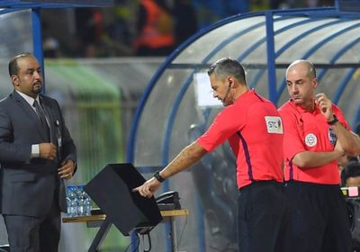 اتحاد الكرة الإماراتي تكشف إحصائيات نظام «VAR» خلال الموسم الحالي