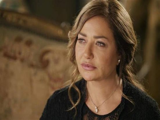 ليلى علوي تنعي حاتم علي بكلمات مؤثرة