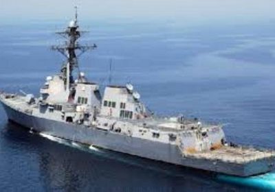 البحرية الباكستانية تنفذ عرضا ناجحا لإطلاق الصواريخ من سطح إلى جو