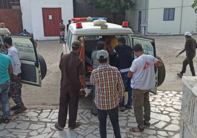 17 جريحا في تفجير مطار عدن يصلون إلى "أطباء بلا حدود"