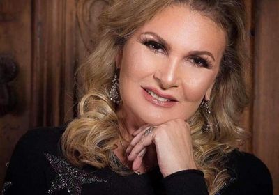 بعد إصابتها بكورونا.. يسرا تكشف تطورات حالتها الصحية