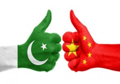 باكستان والصين تبحثان تعزيز العلاقات الثنائية بين البلدين