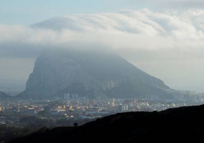 إسبانيا وبريطانيا تتوصلان إلى اتفاق أولي بشأن وضع جبل طارق