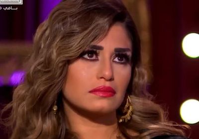 منة فضالي تقدم العزاء لصلاح عبدالله في وفاة شقيقه الأصغر