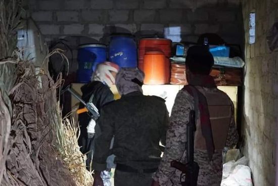 القبض على إرهابيين ومصادرة ذخائر في أوكار لـ"القاعدة" بحضرموت